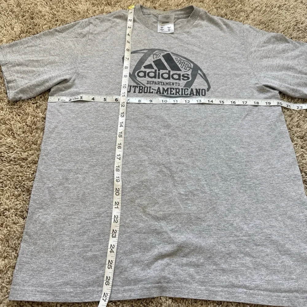 Vintage Adidas Departamento de Fútbol Americano Graphic Tee - Youth XL / Adult S